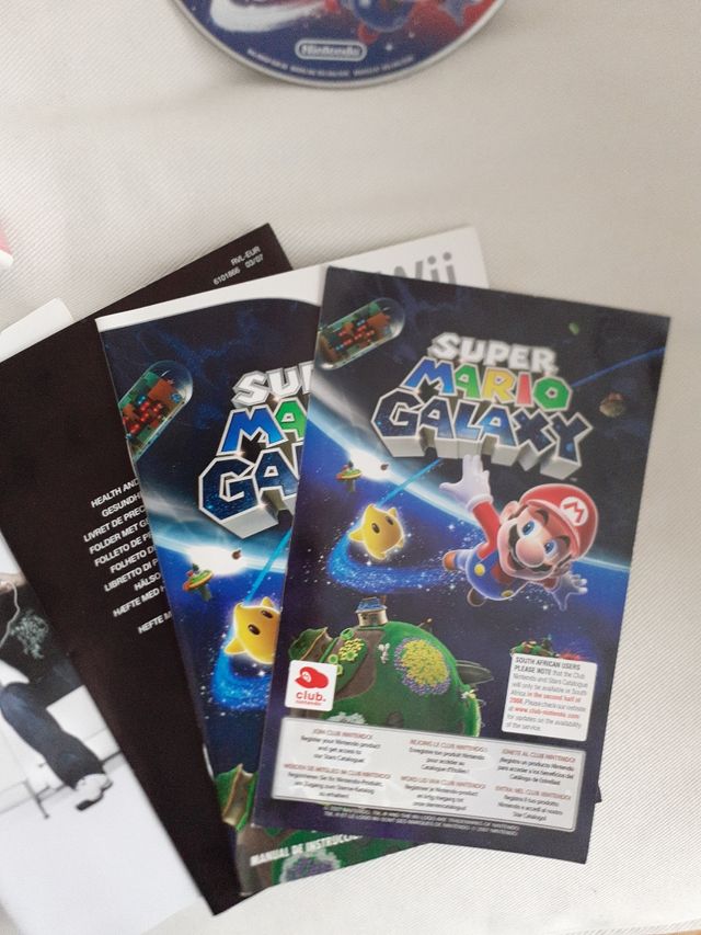 Juego Wii super Mario galaxy.