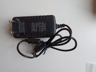 Cámara de seguridad con adaptador 12v