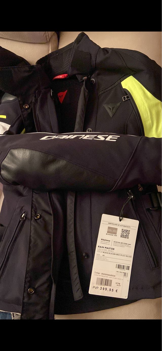 cazadora de moto Dainese DDry