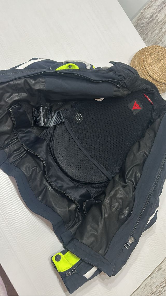 cazadora de moto Dainese DDry