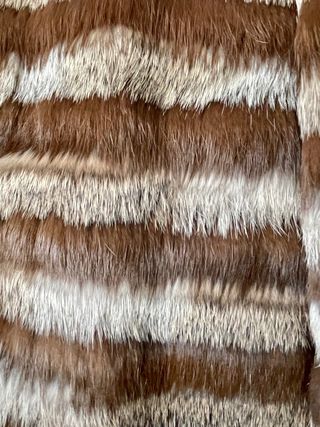 Abrigo de piel beige y marron NUEVO