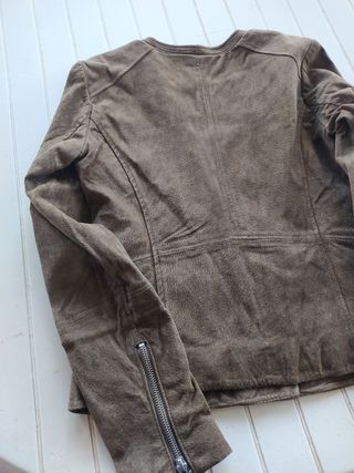 Cazadora de piel Verde Mango S