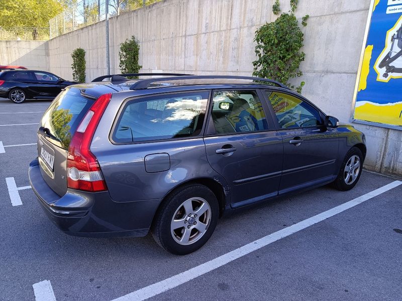 Volvo V50 2007 Etiqueta C - foto 1