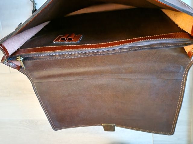 Cartera de piel