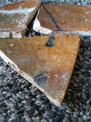FRAGM.CERAMICA MELADA ALMOHADE