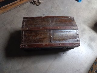 Baúl antiguo largo 70 alto 39 ancho 44 cm