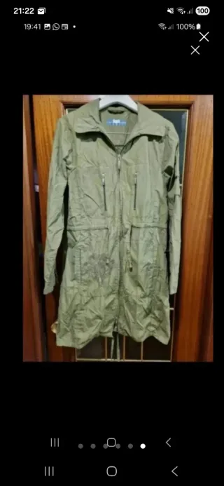 Diferentes abrigos talla S por 3 euros