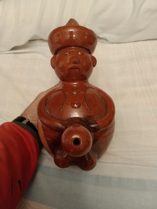 Botijo de cerámica esmaltada.