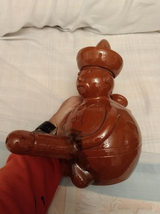 Botijo de cerámica esmaltada.