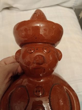 Botijo de cerámica esmaltada.