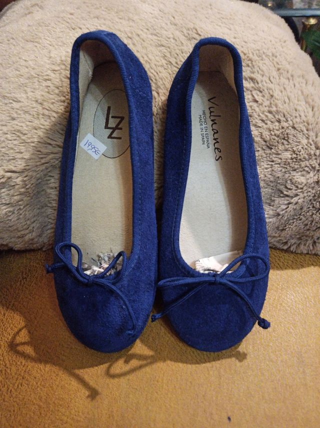 Zapatos, manoletinasT 32 nuevos,de ante,Vulnanes