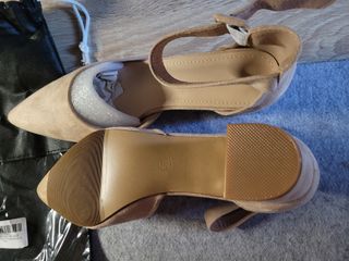 Zapatos con correa, beige, 39, A ESTRENAR