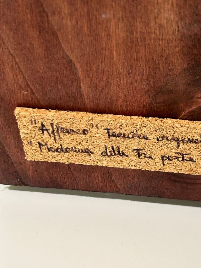 affresco su tufo e legno di Madonna