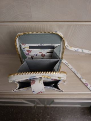 CARTERA TARJETERO Y FUNDA MOVIL PARFOIS