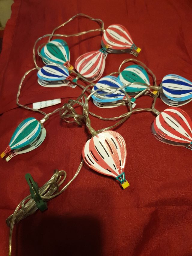 LUCI O DECORAZIONI NATALIZIE