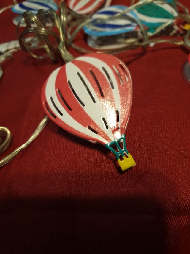 LUCI O DECORAZIONI NATALIZIE