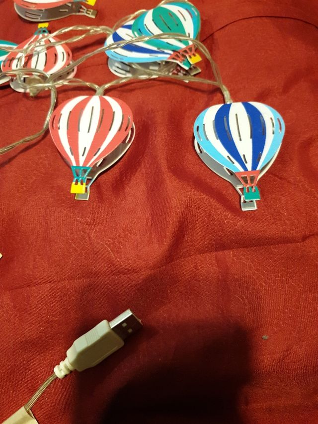 LUCI O DECORAZIONI NATALIZIE