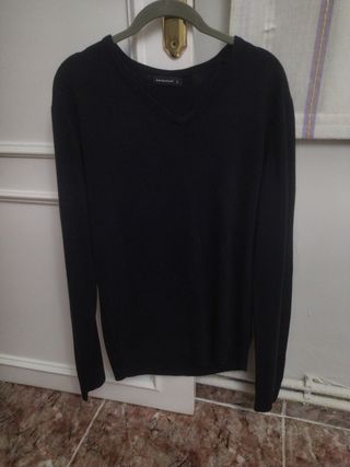 Jersey cuello pico negro