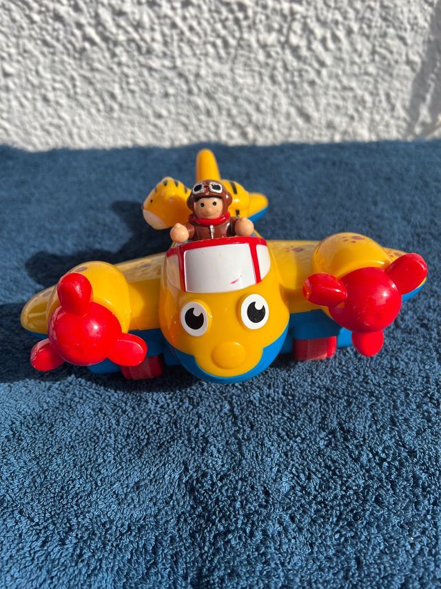 Coches y vehículos Wow COMO NUEVOS!