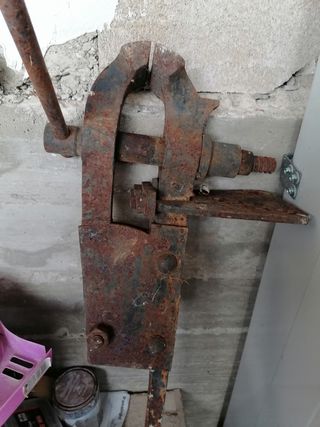 Tornillo antiguo, de mas de 150 años