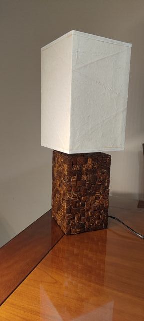 Lámpara de mesa (coco)
