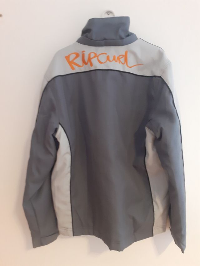 Abrigo ripcurl nuevo