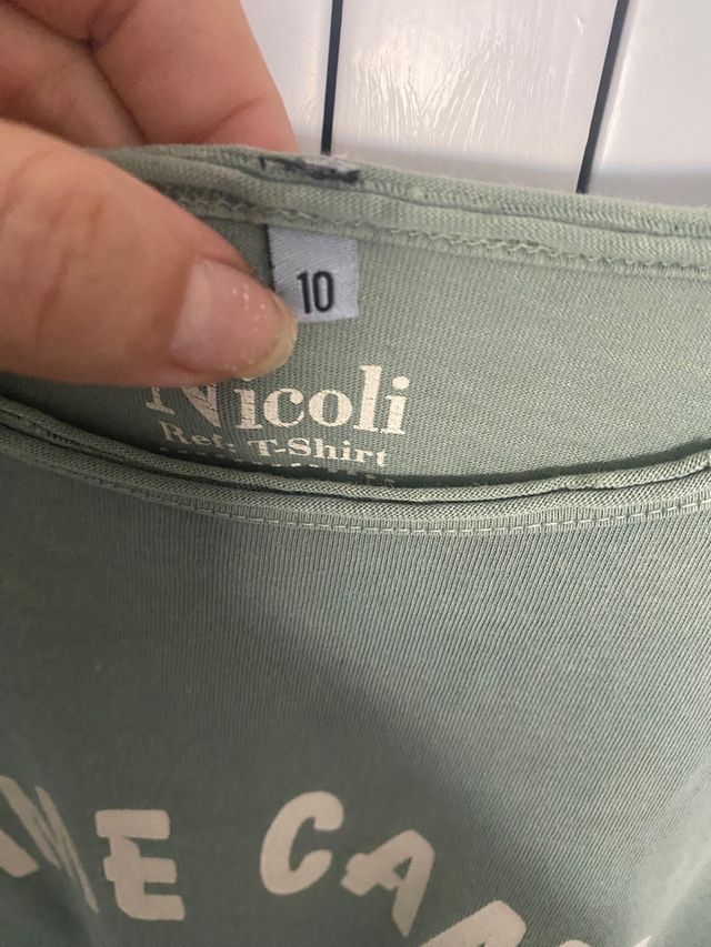 camiseta Nicoli niño talla 10 manga larga