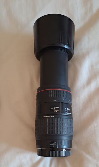 Canon EOS 300 + SIGMA 70-300MM + Flash y otros acc