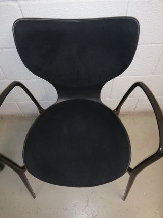 2 SILLAS DE OFICINA