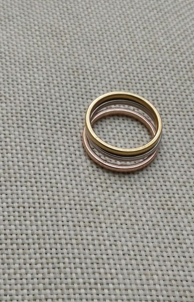 Juego de anillos de tres colores de acero inoxidab
