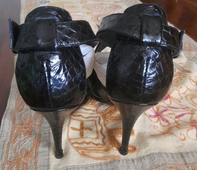 Sandalias de tacón Roberto Verino T.39