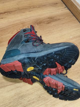 botas de montaña chiruca