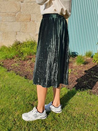 FALDA ZARA TERCIOPELO VERDE TALLA XS