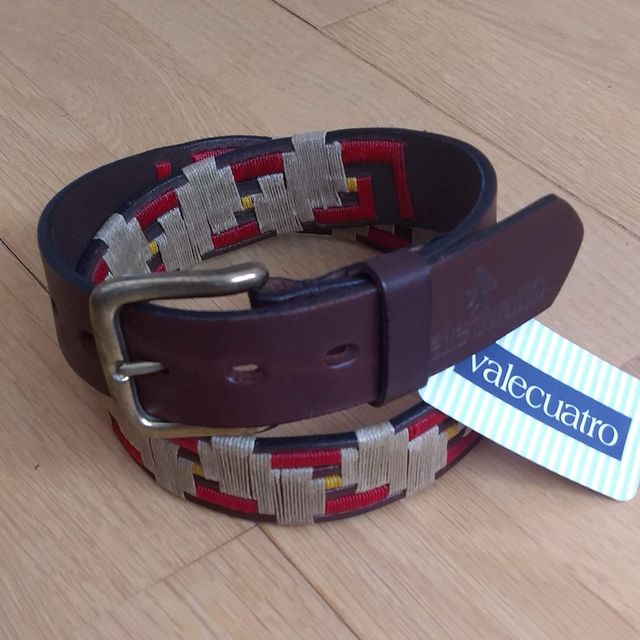 Cinturón piel argentino bordado V4