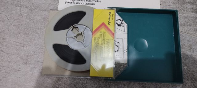 Proyector de cine antiguo 