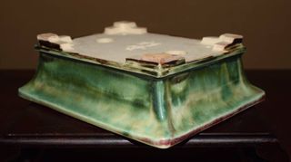 MACETA DE BONSAI  FUKUDA. 17,3 x 14,0 x 5,3 cm.