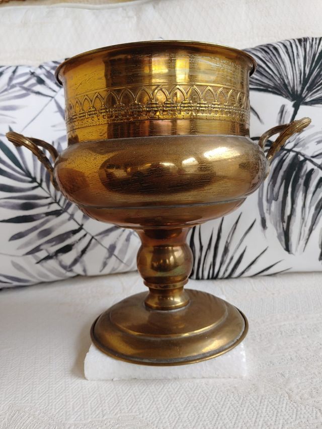 Adornos de latón varios