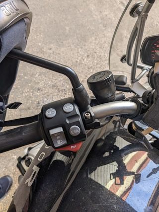 BMW r1200r