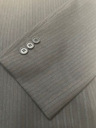 Traje negro chaqueta nuevo chaleco incluido
