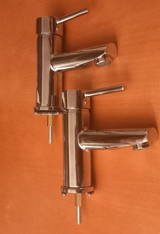 Dos grifos Sensea Hilo+ latiguillos. Nuevos.