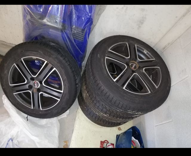 Cerchi e gomme come nuove usate pochi mesi