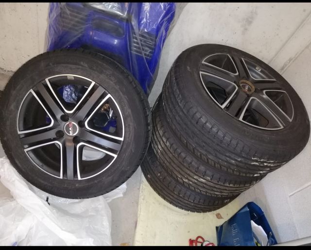 Cerchi e gomme come nuove usate pochi mesi