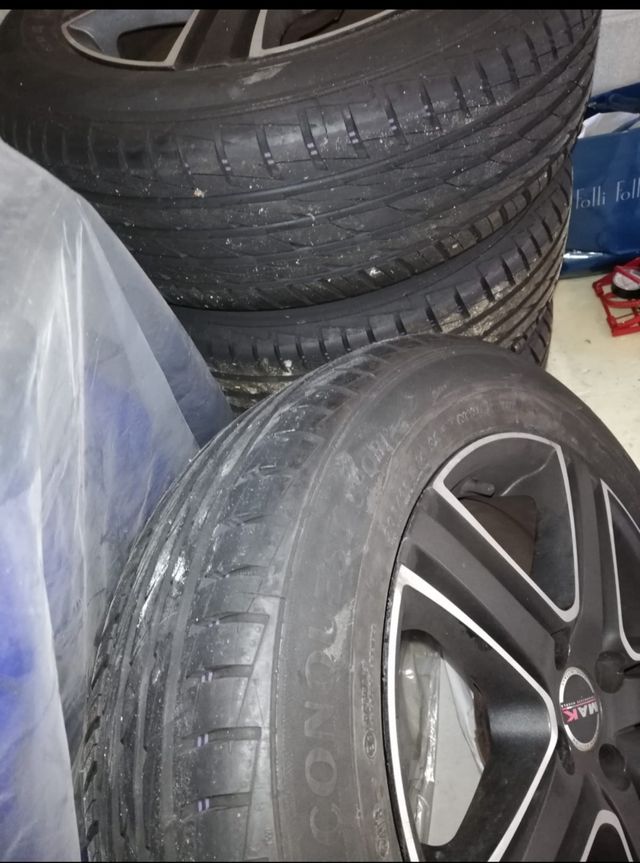 Cerchi e gomme come nuove usate pochi mesi