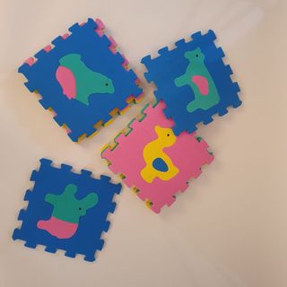 ALFOMBRA DE PUZZLE