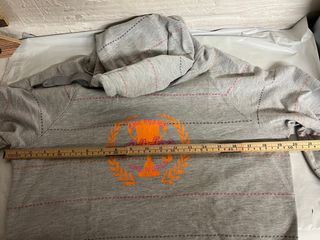 SUDADERA ADIDAS GORRO TALLA 38 gris