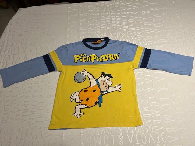 Camiseta de los pica piedra  6 años.