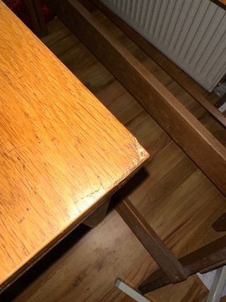 Mesa extensible y sillas