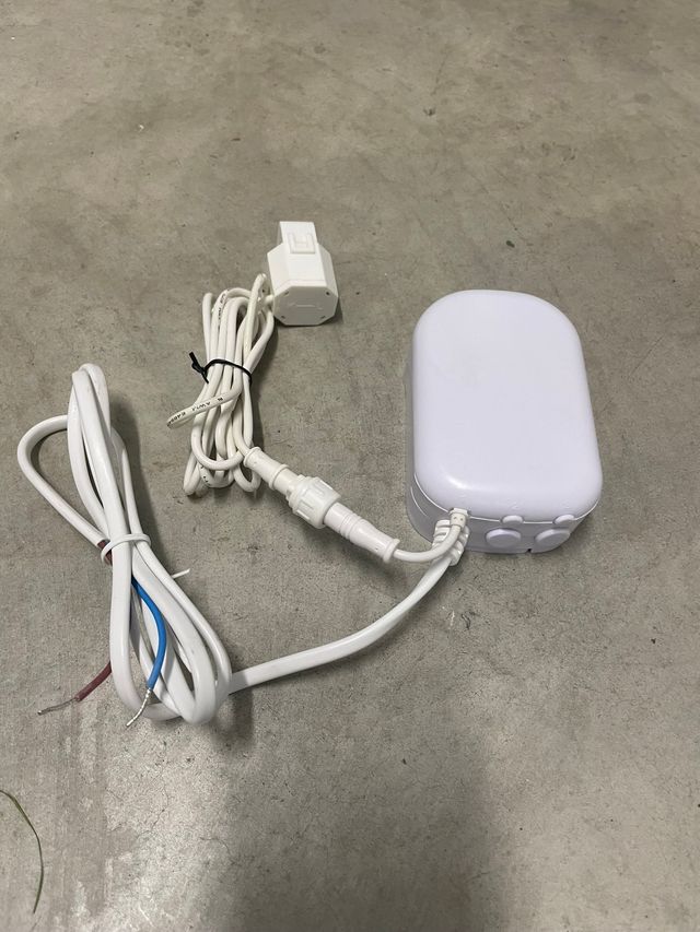 Aeotec Clamp Power Meter una pinza GEN5 (60A) de segunda mano por 70