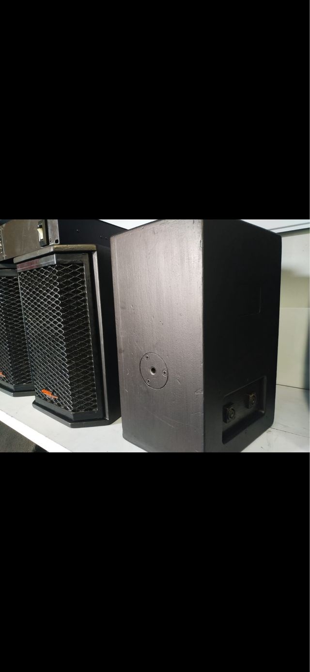 equipo de sonido... ((CAMBIO))