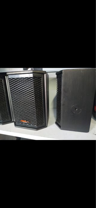 equipo de sonido... ((CAMBIO))